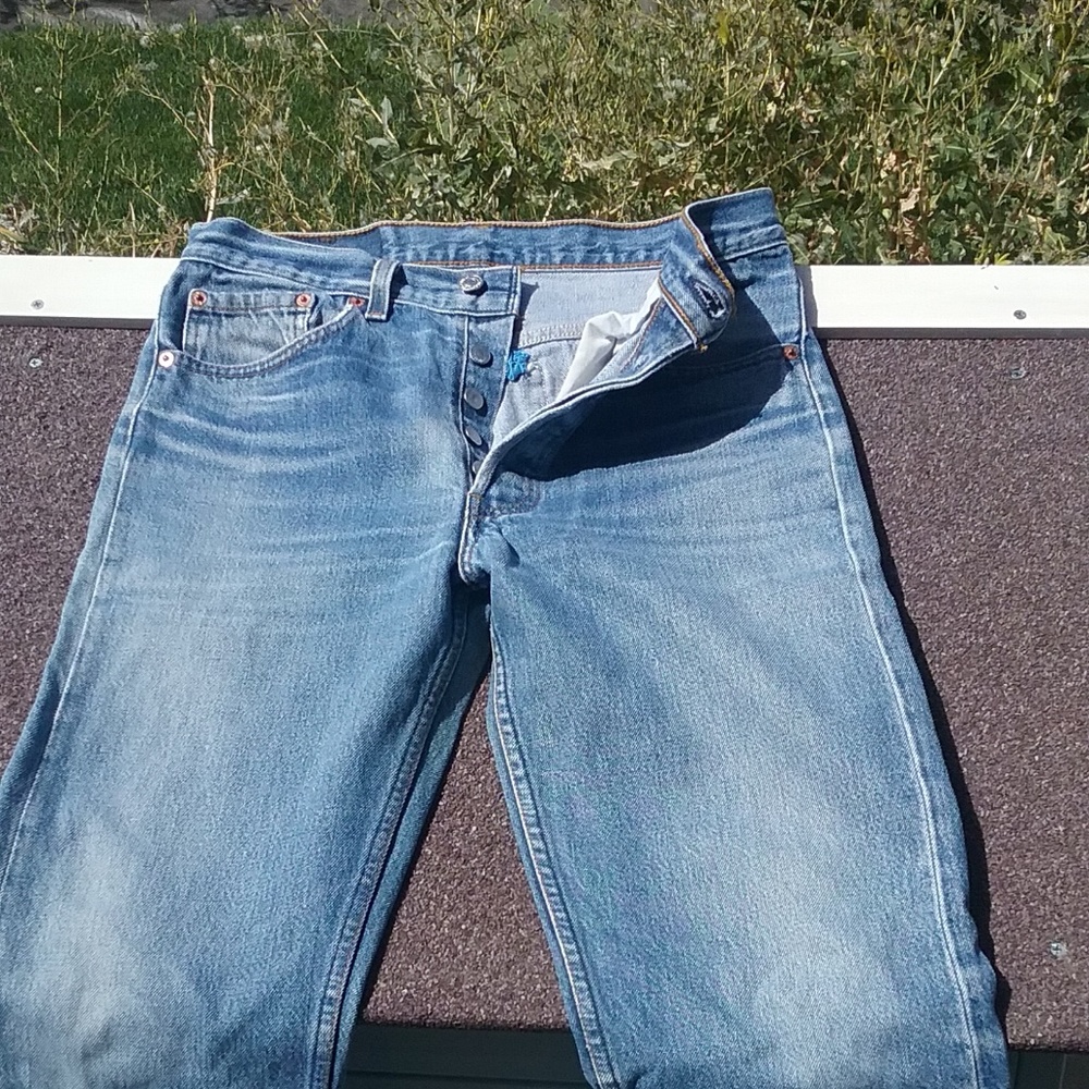 Vintage 501 Levi Button Fly W32 L36